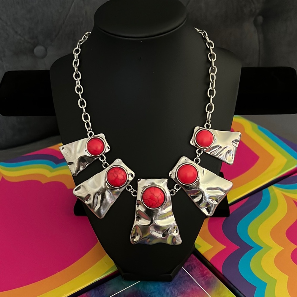 Paparazzi silver and red necklace